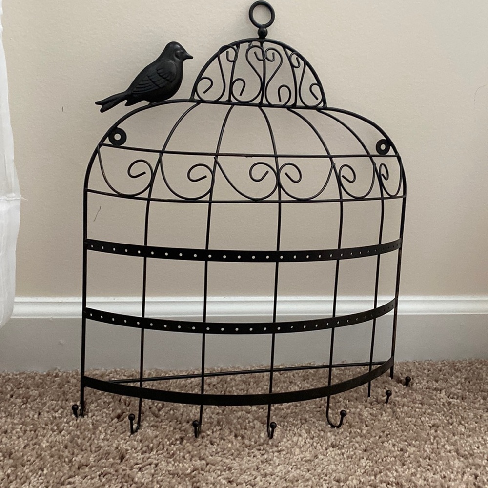 Wall hanging jewelry organizer